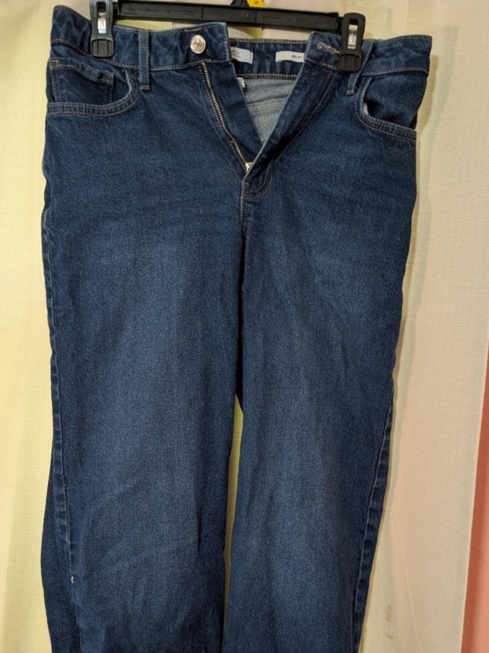 Forever 21 Woman's 90's Fitted Jeans